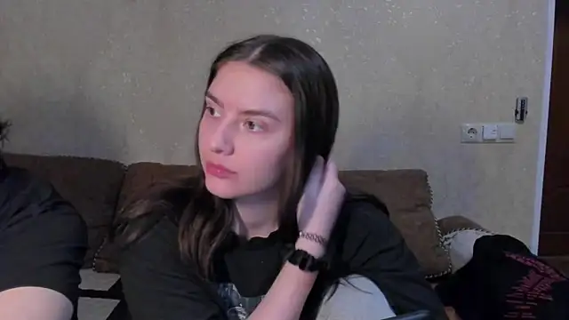 Snapshot of love_lina_muuur chatting on February 21, 2026, 6:31 pm love lina muuur online show from February 21, 2026, 6:31 pm