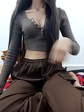 Snapshot of Parul_O chatting on February 21, 2026, 10:49 am Parul O online show from February 21, 2026, 10:49 am