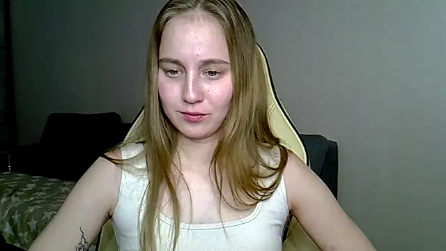 Snapshot of christimontero chatting on February 16, 2026, 11:28 am christimontero online show from February 16, 2026, 11:28 am