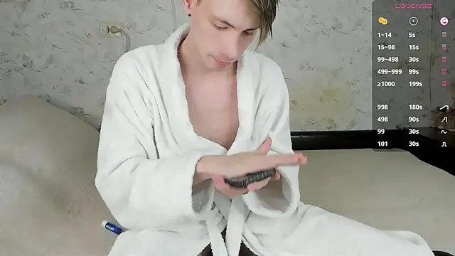 Snapshot of Erick_Wilson chatting on March 16, 2026, 9:35 am Erick Wilson online show from March 16, 2026, 9:35 am