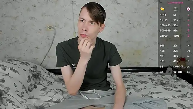 Snapshot of Erick_Wilson chatting on April 3, 2026, 3:54 pm Erick Wilson online show from April 3, 2026, 3:54 pm