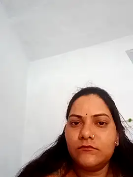 Snapshot of Anushka_Singh0 chatting on February 14, 2026, 10:45 am Anushka Singh0 online show from February 14, 2026, 10:45 am