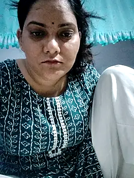 Snapshot of Anushka_Singh0 chatting on March 25, 2026, 6:36 pm Anushka Singh0 online show from March 25, 2026, 6:36 pm