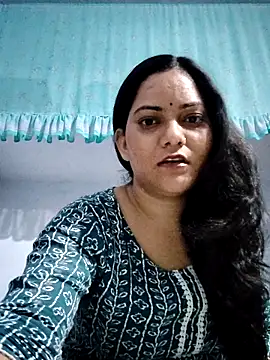 Snapshot of Anushka_Singh0 chatting on April 1, 2026, 5:10 pm Anushka Singh0 online show from April 1, 2026, 5:10 pm