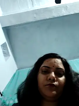 Snapshot of Anushka_Singh0 chatting on April 8, 2026, 4:51 pm Anushka Singh0 online show from April 8, 2026, 4:51 pm