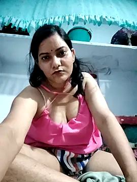 Snapshot of Anushka_Singh0 chatting on April 13, 2026, 7:41 pm Anushka Singh0 online show from April 13, 2026, 7:41 pm