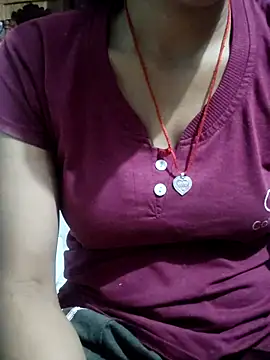 Sexy-Sandhya  online show from April 13, 2026, 6:24 pm