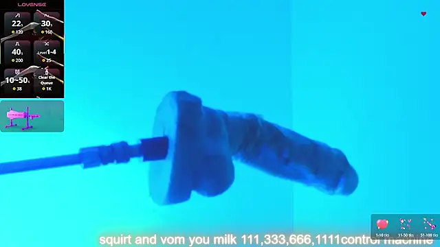 Snapshot of Azul__poppi_ chatting on June 15, 2026, 9:28 pm Azul poppi online show from June 15, 2026, 9:28 pm