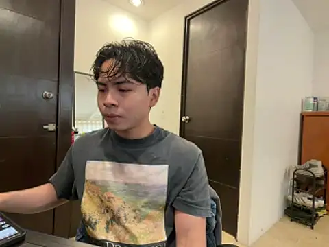 Snapshot of BentoBoxxx chatting on May 10, 2026, 8:36 pm BentoBoxxx online show from May 10, 2026, 8:36 pm