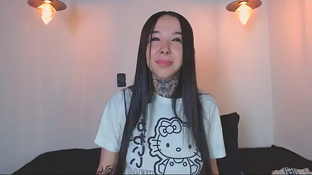 alien eyes09 online show from April 2, 2026, 2:09 am