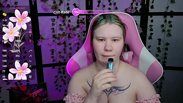 Snapshot of kitsune_little chatting on April 4, 2026, 10:40 pm kitsune little online show from April 4, 2026, 10:40 pm