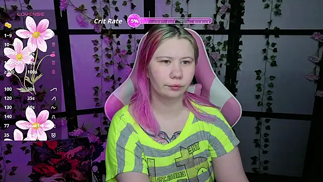 Snapshot of kitsune_little chatting on April 8, 2026, 11:05 pm kitsune little online show from April 8, 2026, 11:05 pm