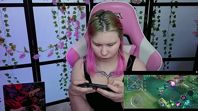 Snapshot of kitsune_little chatting on April 15, 2026, 3:46 am kitsune little online show from April 15, 2026, 3:46 am