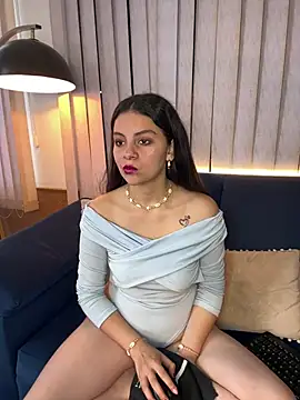 luisa  rosse online show from February 23, 2026, 11:51 am