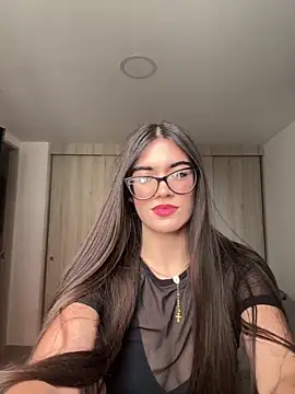 Snapshot of Samantha_Dupre chatting on May 23, 2026, 9:08 pm Samantha Dupre online show from May 23, 2026, 9:08 pm