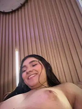 Snapshot of mia-rodrigues chatting on February 20, 2026, 6:26 am mia-rodrigues online show from February 20, 2026, 6:26 am