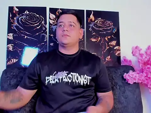 winy hot online show from February 16, 2026, 11:12 pm