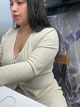 Snapshot of Miss_Bella_Flame chatting on May 23, 2026, 5:06 pm Miss Bella Flame online show from May 23, 2026, 5:06 pm