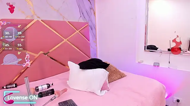 Snapshot of Lilith_Kramston chatting on June 18, 2026, 12:31 pm Lilith Kramston online show from June 18, 2026, 12:31 pm