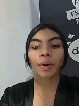eimmy  skinny online show from May 15, 2026, 11:45 pm
