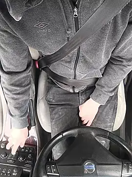 onxana89 online show from April 15, 2026, 11:17 am