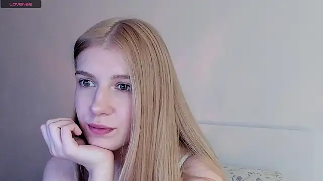 Snapshot of WetKaylaa chatting on March 28, 2026, 3:33 pm WetKaylaa online show from March 28, 2026, 3:33 pm