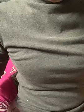 Snapshot of baeas-lan chatting on April 6, 2026, 12:08 am baeas-lan online show from April 6, 2026, 12:08 am