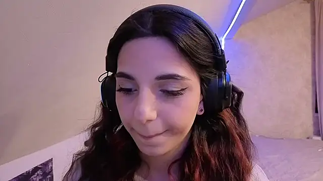 Blissmissataeses online show from March 3, 2026, 12:44 pm