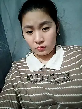 Snapshot of -Datini- chatting on February 19, 2026, 8:54 am -Datini- online show from February 19, 2026, 8:54 am