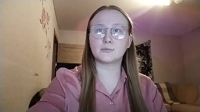 AnikaLipps online show from March 29, 2026, 6:08 pm