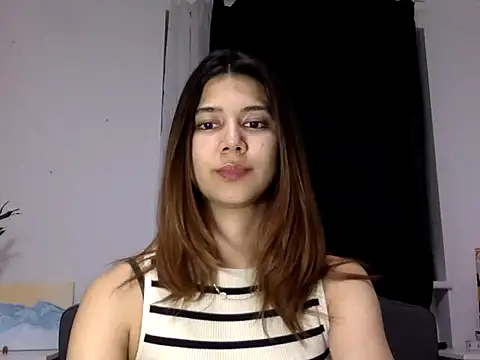 Snapshot of KiraVixenSweet chatting on March 13, 2026, 10:38 pm KiraVixenSweet online show from March 13, 2026, 10:38 pm