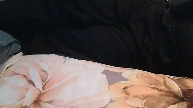 luanahot1 online show from March 21, 2026, 2:53 pm