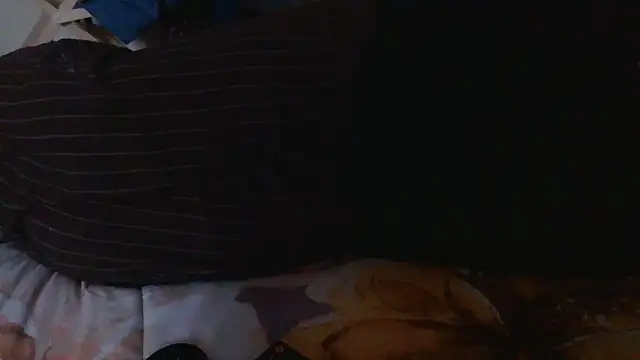 luanahot1 online show from April 2, 2026, 12:14 pm