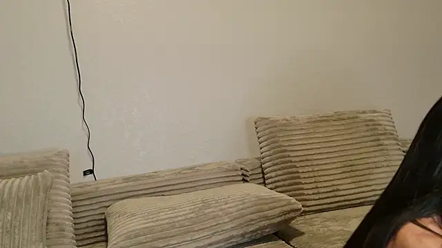 lunasexy79 online show from June 28, 2026, 3:34 am