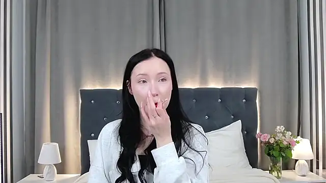 VikkyVonn online show from April 9, 2026, 10:42 am