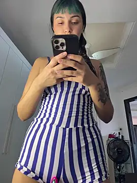 Snapshot of Myla_Fire chatting on April 28, 2026, 2:22 pm Myla Fire online show from April 28, 2026, 2:22 pm