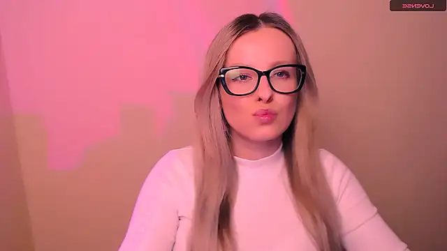 Snapshot of AnnePeach chatting on February 27, 2026, 5:46 pm AnnePeach online show from February 27, 2026, 5:46 pm