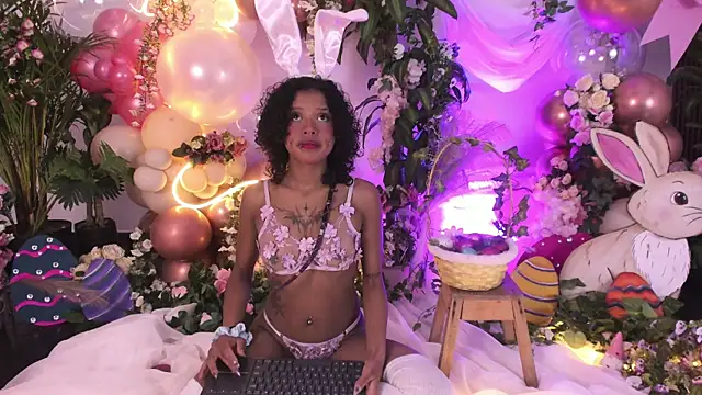 Snapshot of Lunakellerr chatting on April 1, 2026, 11:11 am Lunakellerr online show from April 1, 2026, 11:11 am