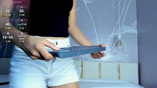 emily cute4u online show from April 8, 2026, 11:27 pm