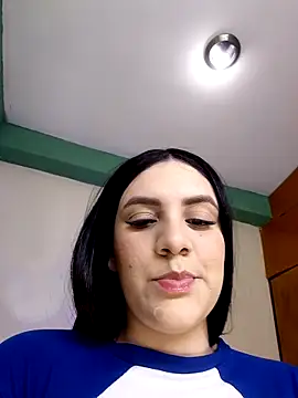 Rosellaa online show from May 29, 2026, 1:25 am