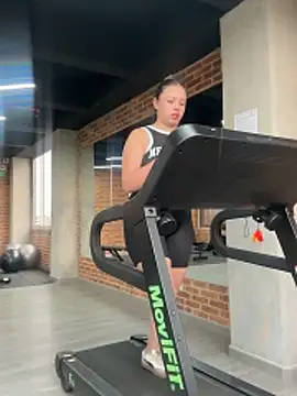 Sofi Collinss online show from March 9, 2026, 9:30 pm