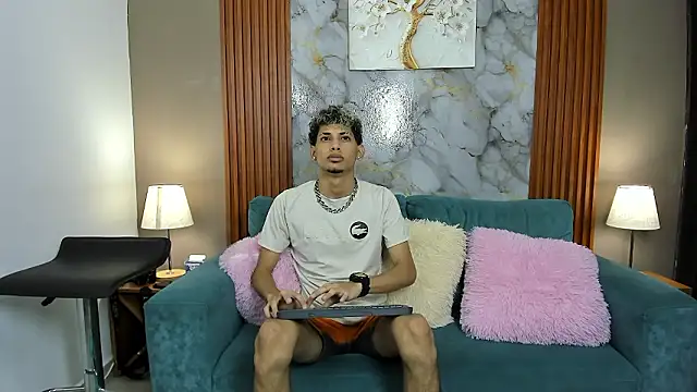 YOUNG BOYS HELL online show from February 19, 2026, 1:23 am