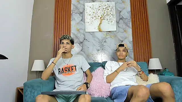 YOUNG BOYS HELL online show from March 17, 2026, 1:21 am