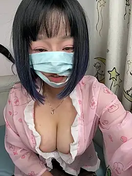 maya0 22 online show from February 14, 2026, 7:43 pm