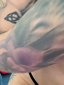 Snapshot of Natt_honey chatting on April 16, 2026, 2:18 pm Natt honey online show from April 16, 2026, 2:18 pm