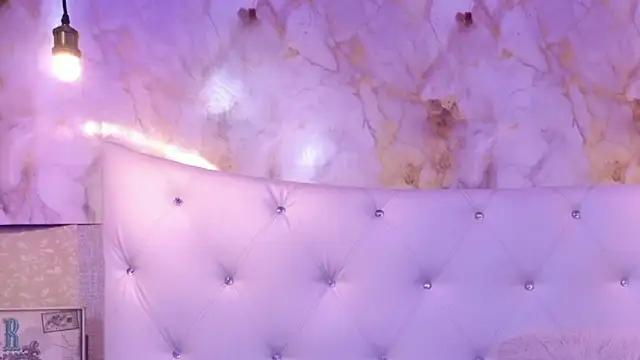 ABBYANDYILIRA online show from April 8, 2026, 10:21 pm