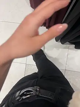 Sexy lissaa online show from April 5, 2026, 12:02 pm