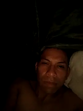 Snapshot of yisusalejo chatting on February 15, 2026, 7:51 am yisusalejo online show from February 15, 2026, 7:51 am