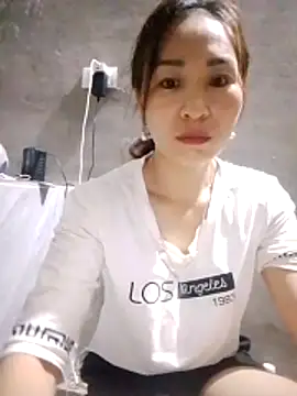 Thobaby112 online show from May 18, 2026, 9:09 pm