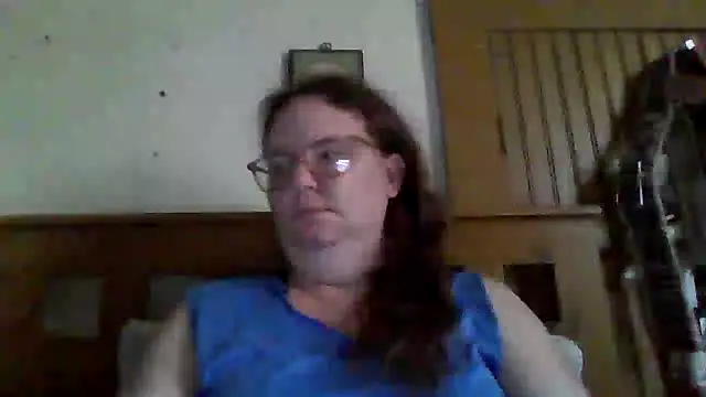 Snapshot of naughty_queen1 chatting on May 11, 2026, 10:43 am naughty queen1 online show from May 11, 2026, 10:43 am